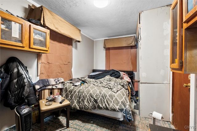 104 Garden City Drive, Salina, NY 13211