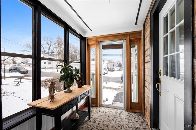 104 Garden City Drive, Salina, NY 13211