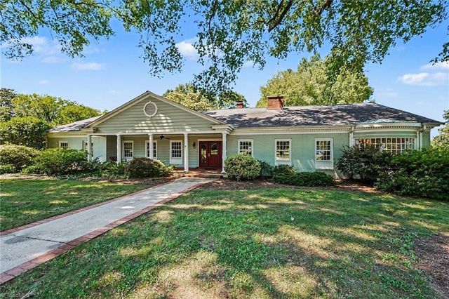 400 Maegeo Drive, Lexington, NC 27292
