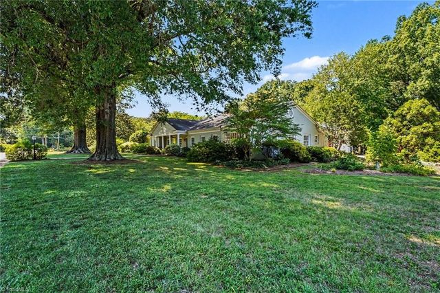 400 Maegeo Drive, Lexington, NC 27292