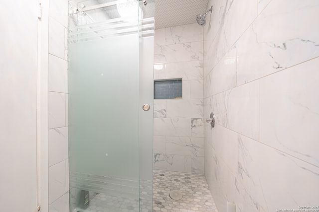 4918 Brookhead, Schertz, TX 78108