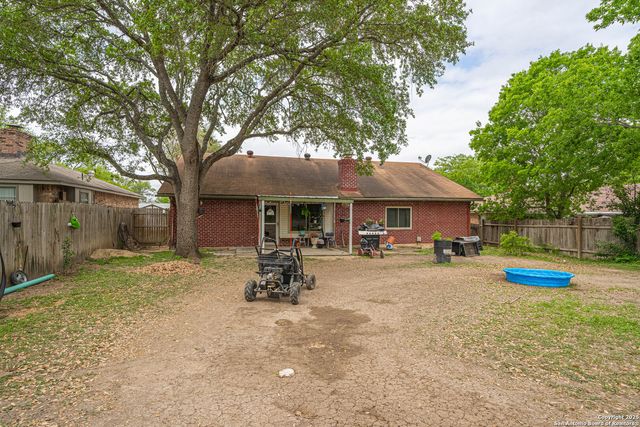 4918 Brookhead, Schertz, TX 78108