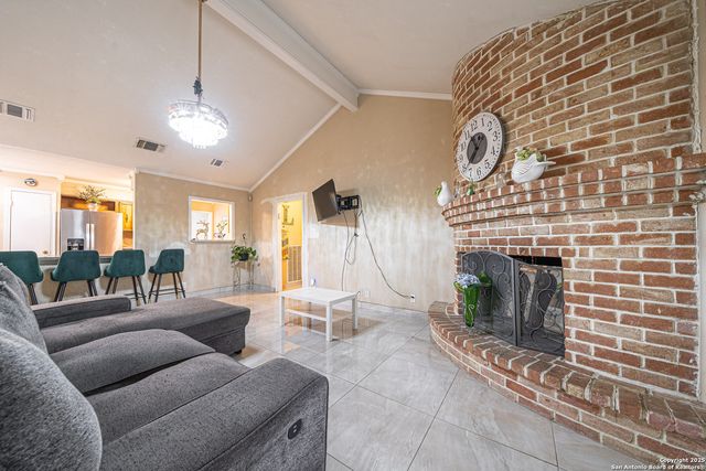 4918 Brookhead, Schertz, TX 78108