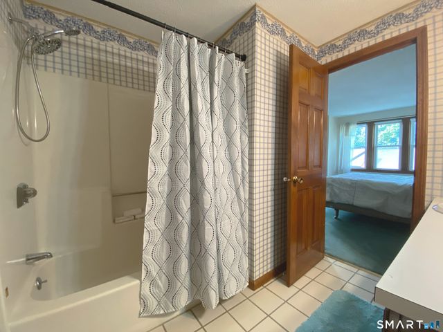 399 Adams Street 8, Manchester, CT 06042