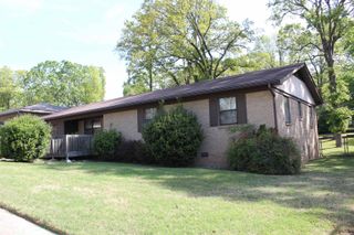 5100 Arlington Drive, North Little Rock, AR 72116