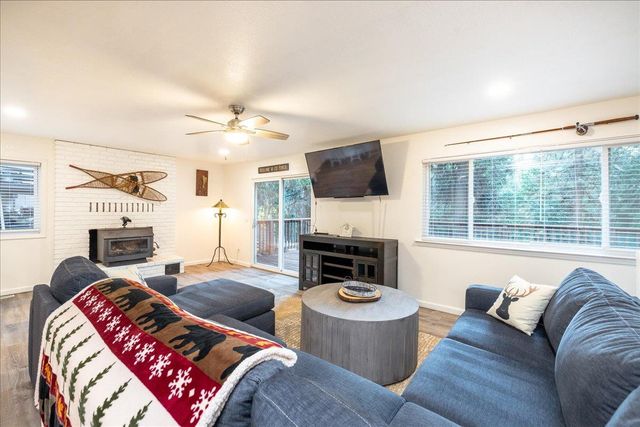 489 Alpine Dr, Colfax, CA 95713