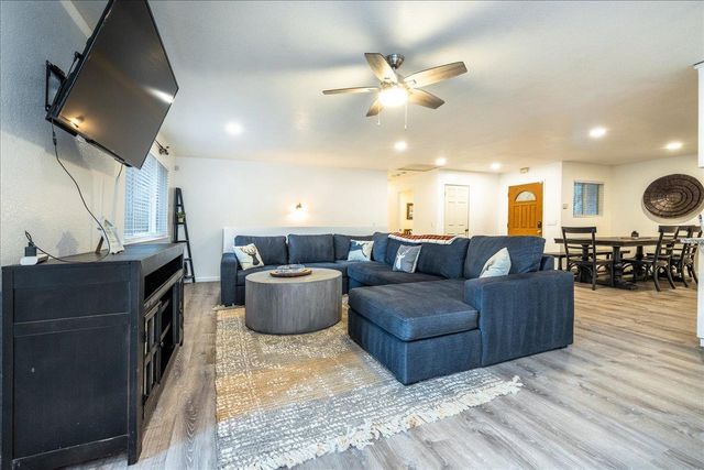 489 Alpine Dr, Colfax, CA 95713