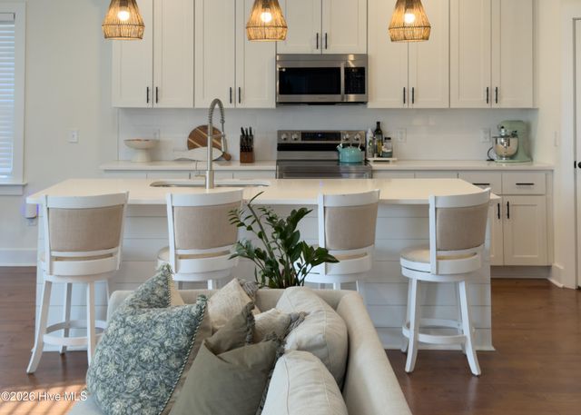 6132 Bailey Buck Road, Wilmington, NC 28409