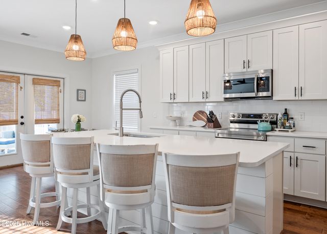 6132 Bailey Buck Road, Wilmington, NC 28409