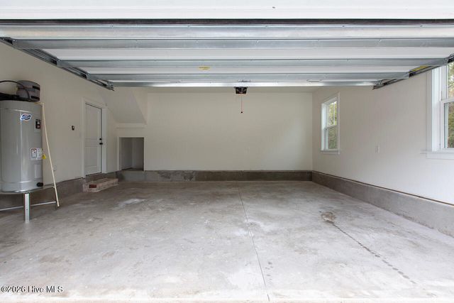 6132 Bailey Buck Road, Wilmington, NC 28409