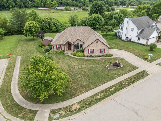 7847 Kings Ridge Circle 7847 Kings Ridge Circle, Fairborn, OH 45324