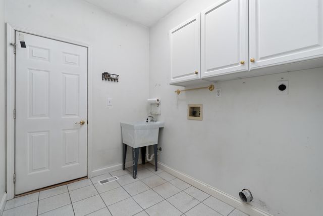 7847 Kings Ridge Circle 7847 Kings Ridge Circle, Fairborn, OH 45324