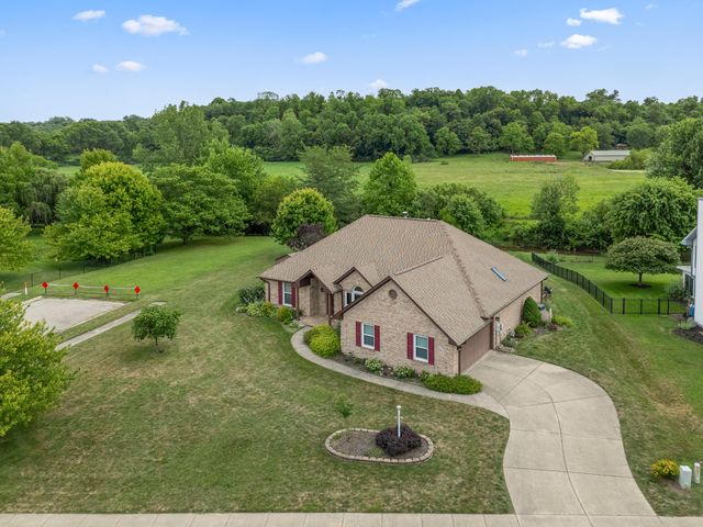 7847 Kings Ridge Circle 7847 Kings Ridge Circle, Fairborn, OH 45324