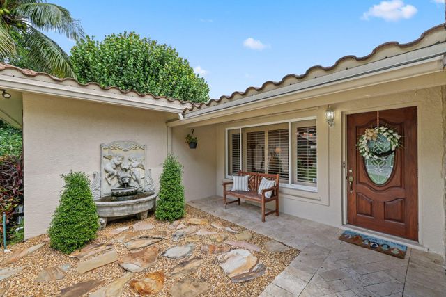 910 Banyan Drive, Delray Beach, FL 33483