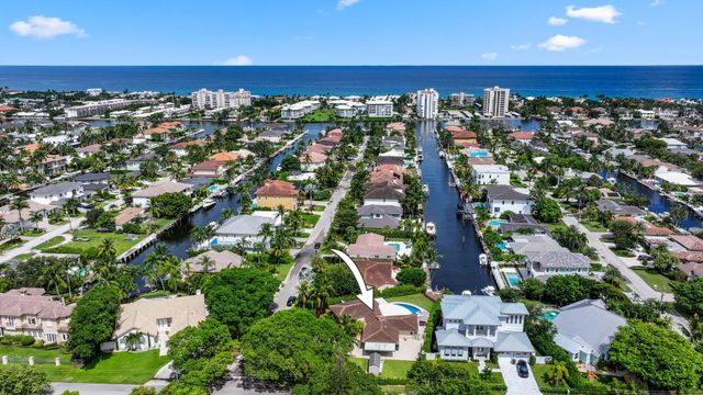 910 Banyan Drive, Delray Beach, FL 33483