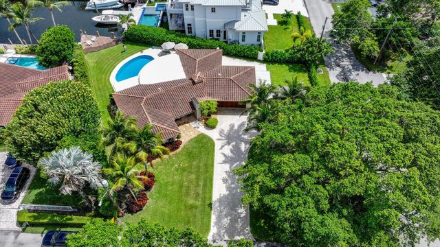 910 Banyan Drive, Delray Beach, FL 33483