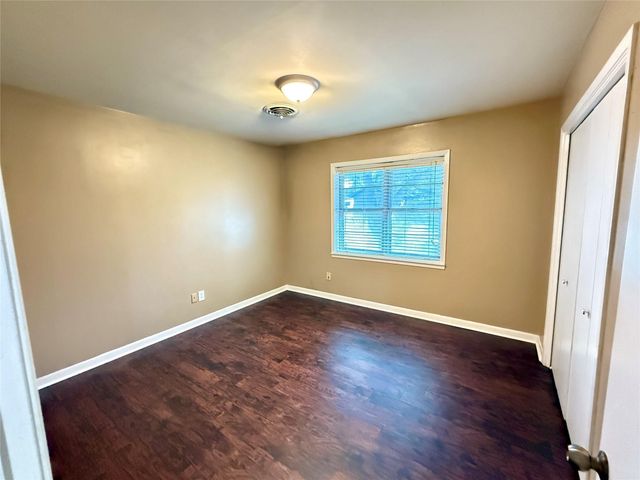 1608 Michael Street, El Campo, TX 77437