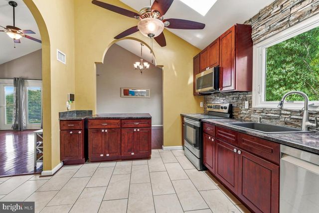 425 ROSIER RD, Fort Washington, MD 20744