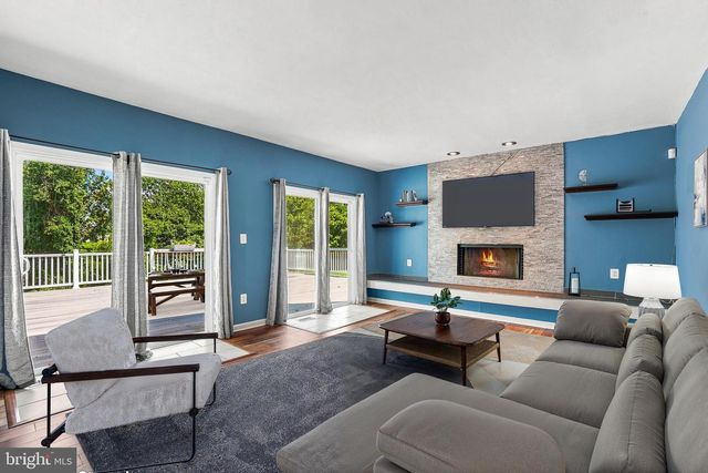 425 ROSIER RD, Fort Washington, MD 20744