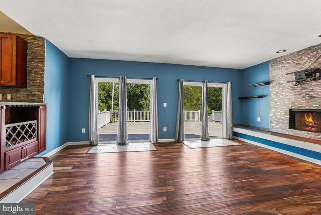 425 ROSIER RD, Fort Washington, MD 20744