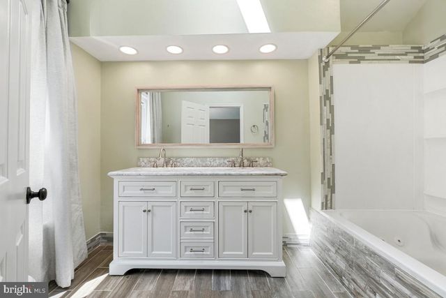 425 ROSIER RD, Fort Washington, MD 20744
