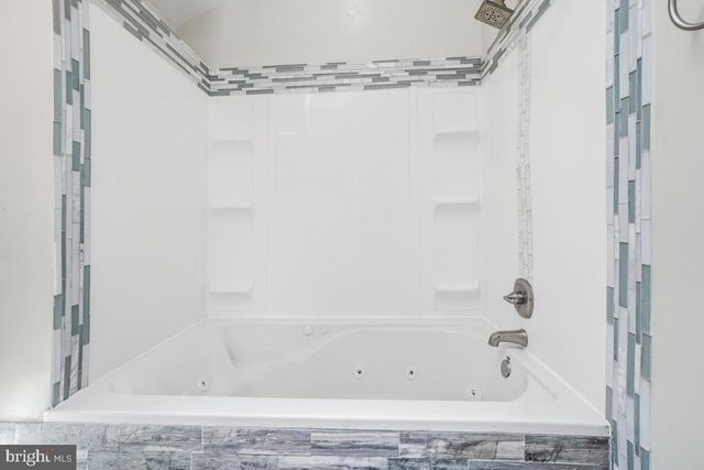 425 ROSIER RD, Fort Washington, MD 20744