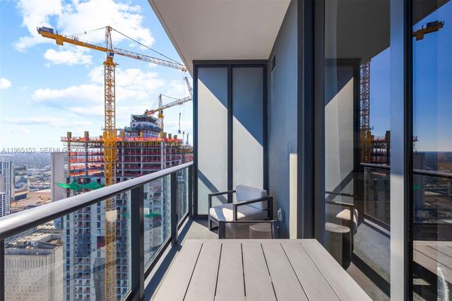 159 NE 6th St 4906, Miami, FL 33132