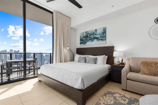 159 NE 6th St 4906, Miami, FL 33132