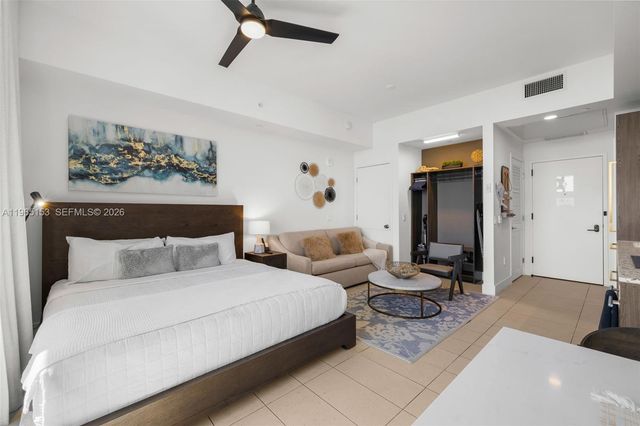 159 NE 6th St 4906, Miami, FL 33132