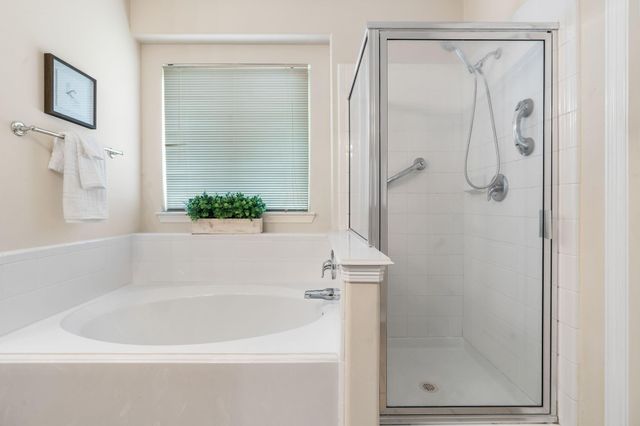 2200 Jefferson Crossing, Conroe, TX 77304