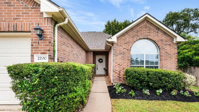 2200 Jefferson Crossing, Conroe, TX 77304