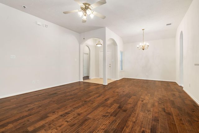 2200 Jefferson Crossing, Conroe, TX 77304