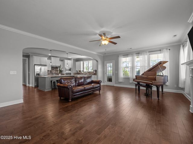 304 Arrington Court, Hubert, NC 28539