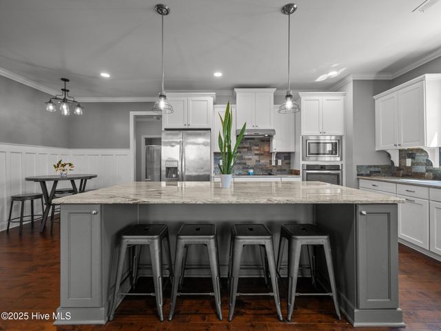 304 Arrington Court, Hubert, NC 28539