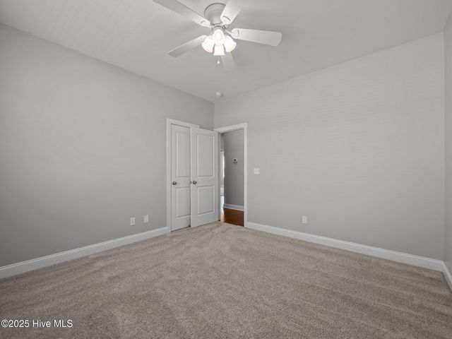 304 Arrington Court, Hubert, NC 28539