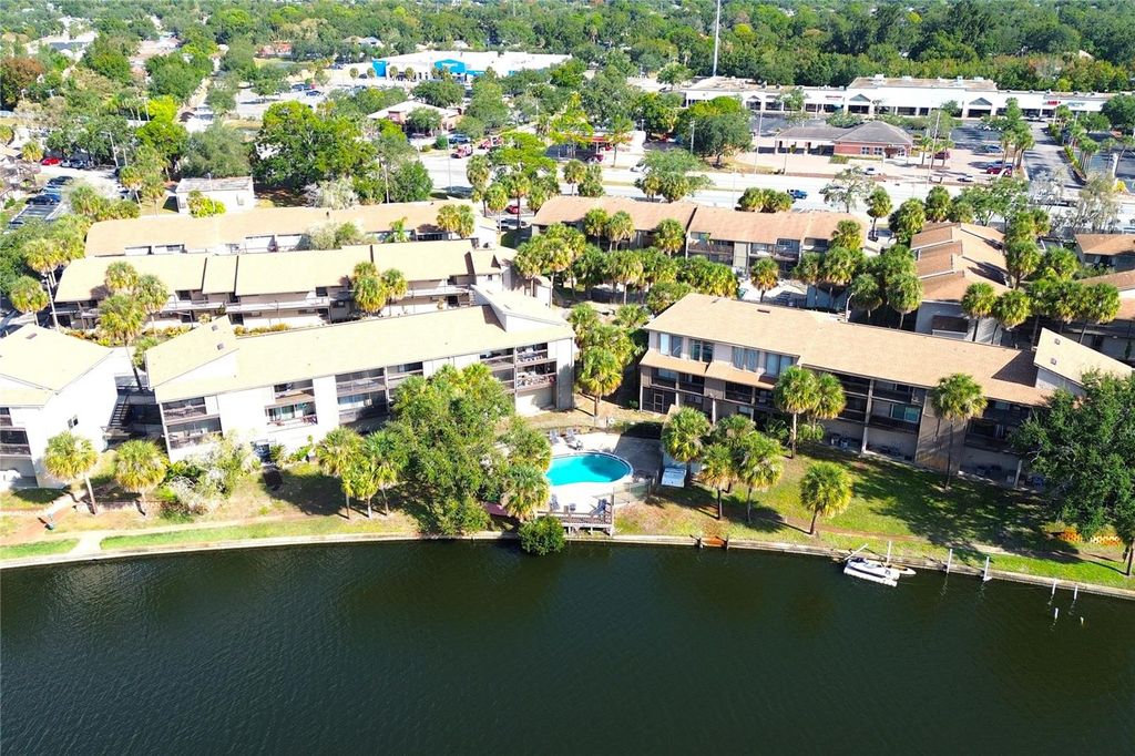 Image 14 of property listing at 6336 NEWTOWN CIRCLE 36A2, Tampa, FL 33615