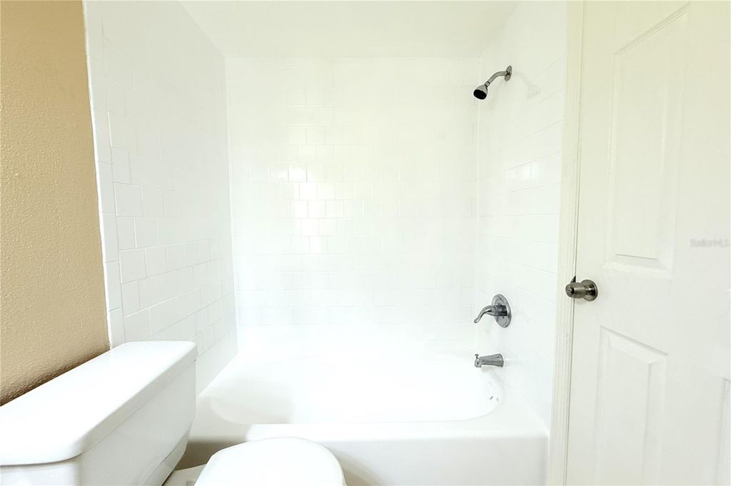 Image 18 of property listing at 6336 NEWTOWN CIRCLE 36A2, Tampa, FL 33615