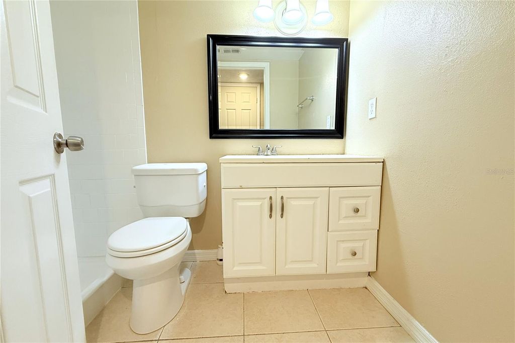 Image 20 of property listing at 6336 NEWTOWN CIRCLE 36A2, Tampa, FL 33615