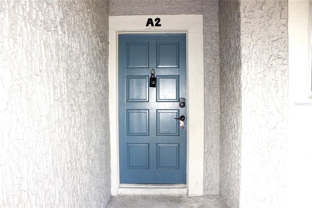 Image 3 of property listing at 6336 NEWTOWN CIRCLE 36A2, Tampa, FL 33615