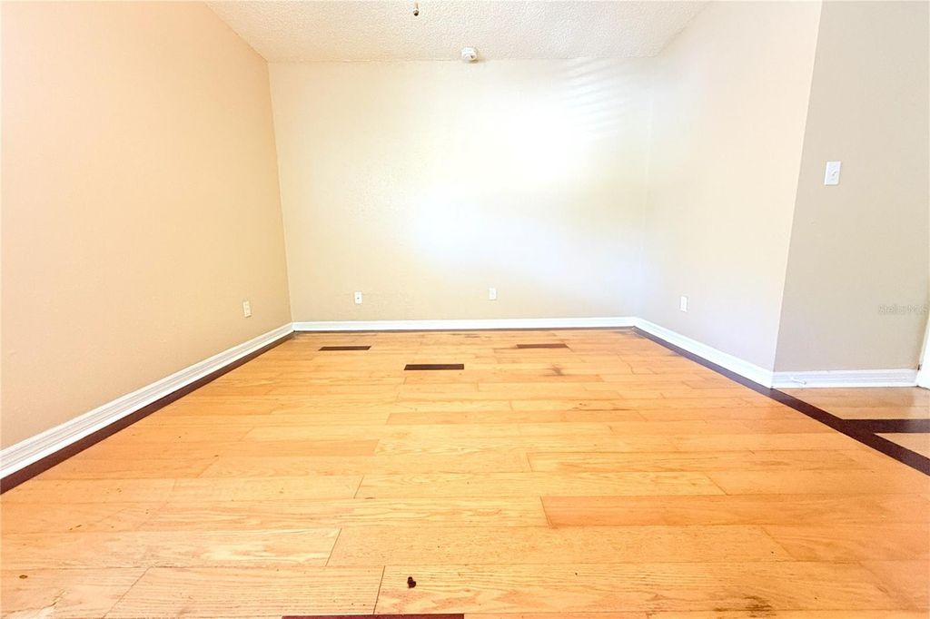 Image 28 of property listing at 6336 NEWTOWN CIRCLE 36A2, Tampa, FL 33615