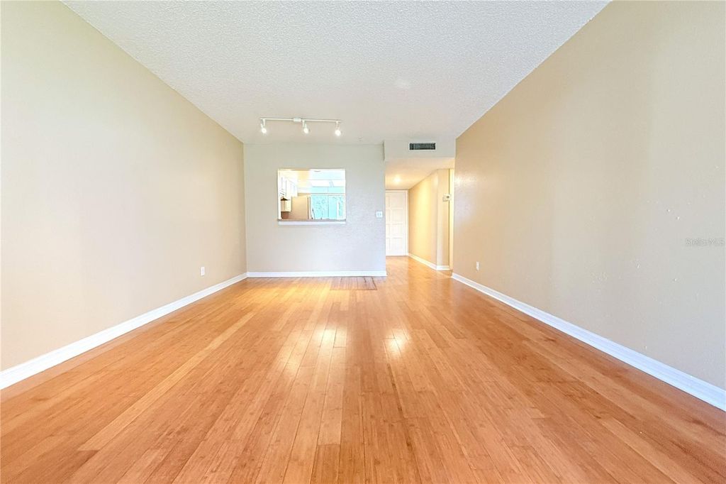 Image 33 of property listing at 6336 NEWTOWN CIRCLE 36A2, Tampa, FL 33615