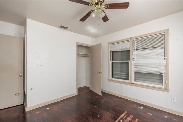 3701 Bertram St, Corpus Christi, TX 78416