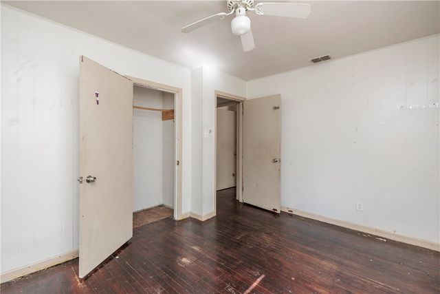 3701 Bertram St, Corpus Christi, TX 78416