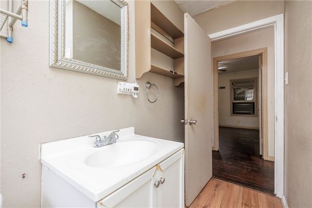 3701 Bertram St, Corpus Christi, TX 78416