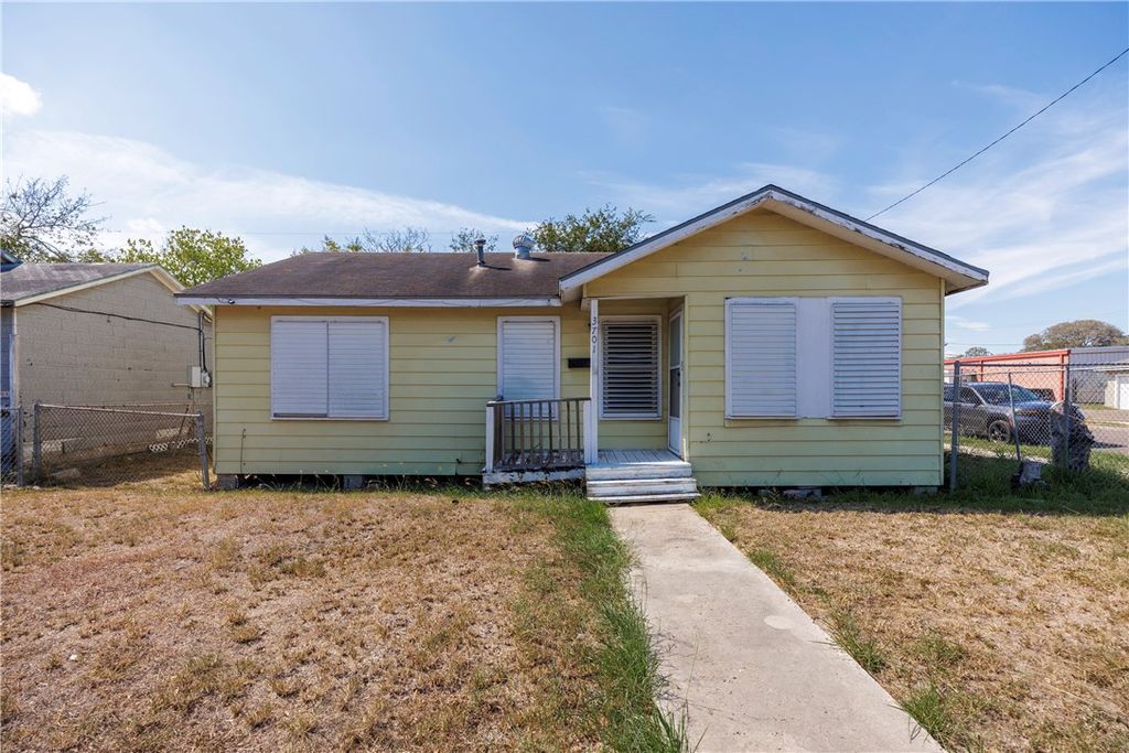 3701 Bertram St, Corpus Christi, TX 78416 — exterior
