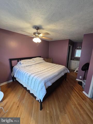 228 OAK LEAF, Halethorpe, MD 21227