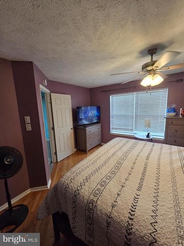 228 OAK LEAF, Halethorpe, MD 21227