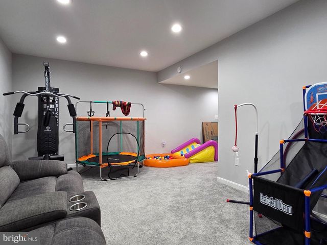 228 OAK LEAF, Halethorpe, MD 21227