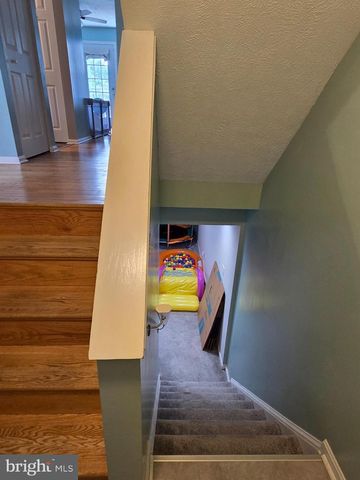 228 OAK LEAF, Halethorpe, MD 21227