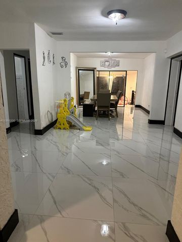 18041 NW 3rd Ave, Miami Gardens, FL 33169